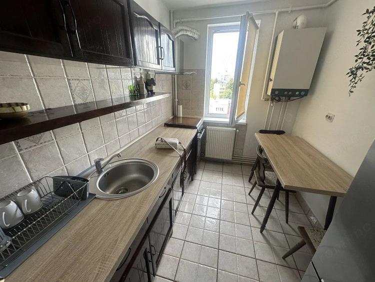 Apartament cu 2 camere semidecomandat în Mihai Viteazul