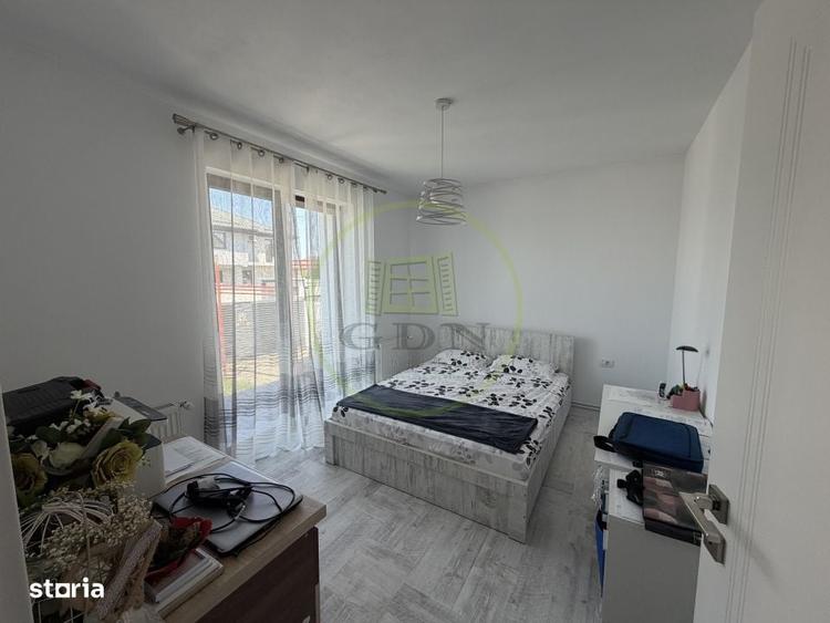 Casă cu 4 camere în Plaiul Vulcanești