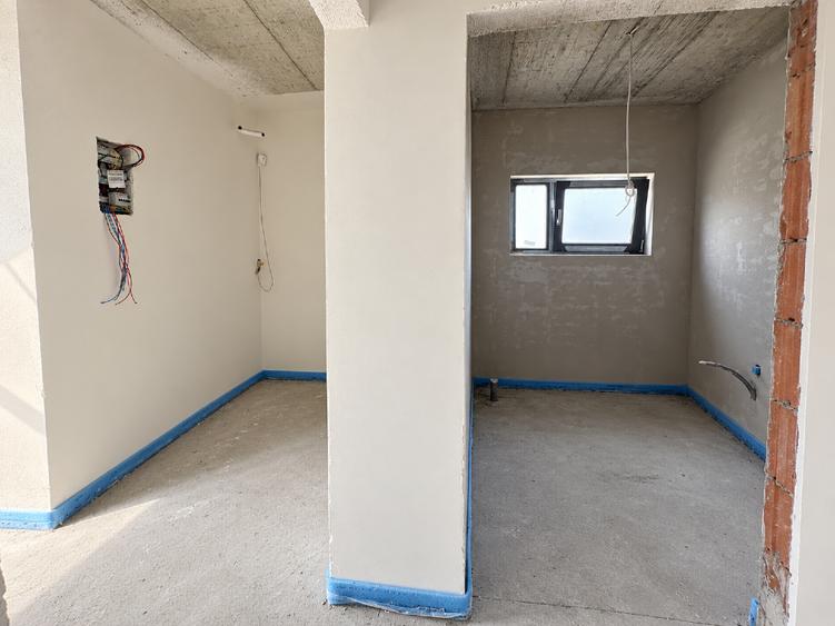Duplex cu 5 camere cu Canalizare în Borhanci