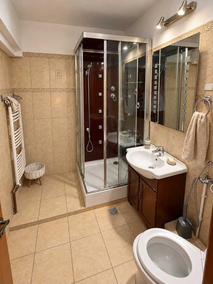 Apartament cu 2 camere decomandat în Ultracentral