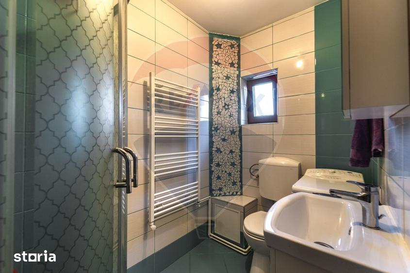 Casă cu 4 camere cu Teren 589 Mp în Feldioara