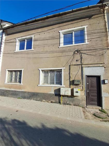 Apartament cu 2 camere nedecomandat în Muncitoresc