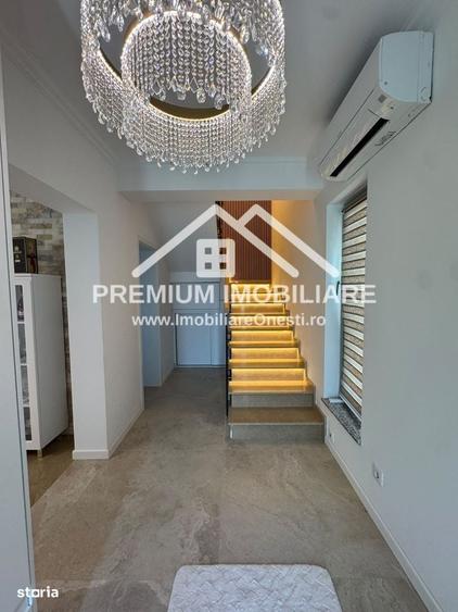 Casă cu 3 camere decomandat în Central