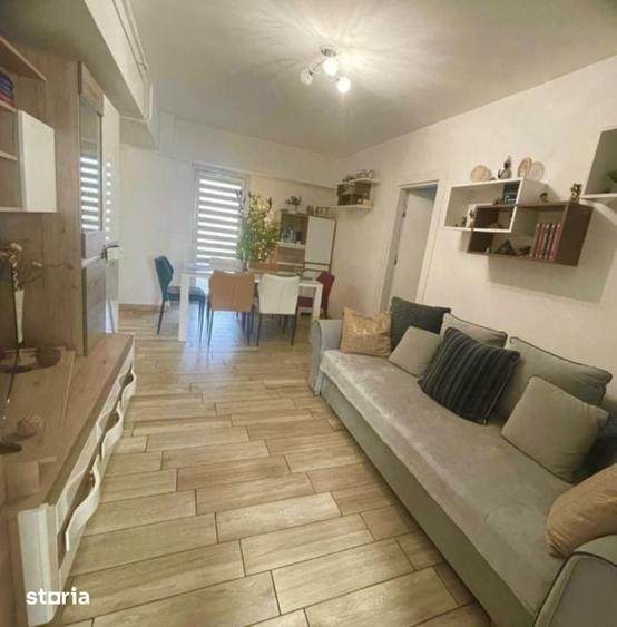 Apartament cu 3 camere în Rovine