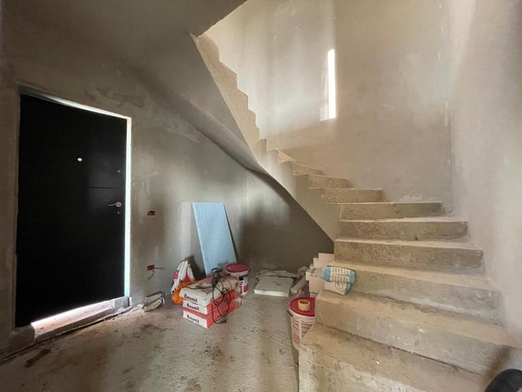 Duplex cu 3 camere cu Canalizare în Moșnița Nouă