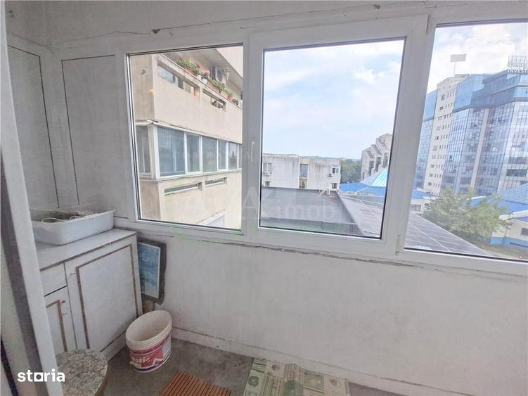 Apartament cu 2 camere decomandat în 9 Mai
