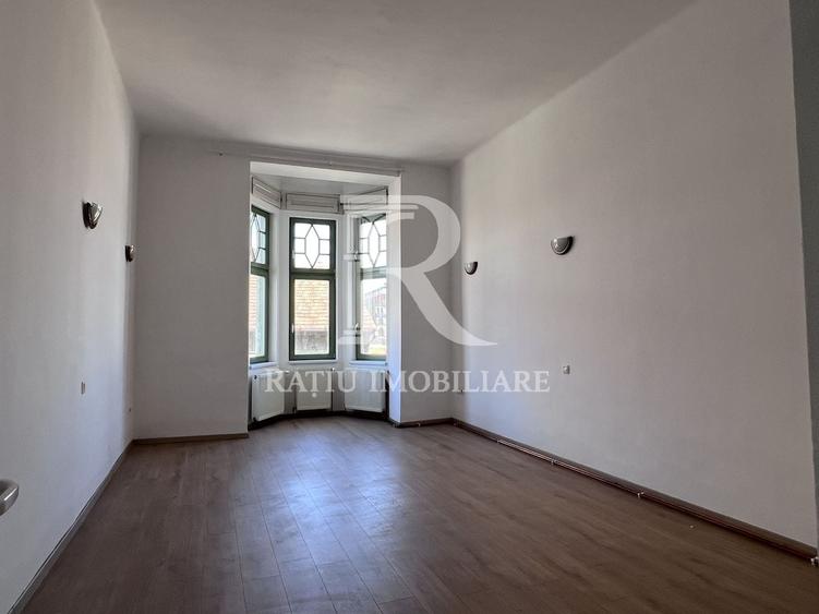 Birou, de 79 mp, în Ultracentral