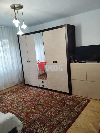 Apartament cu 3 camere semidecomandat în Spitalul Județean