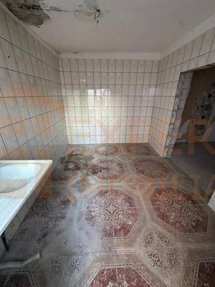 Casă individuală cu 4 camere cu Canalizare în Tomis II