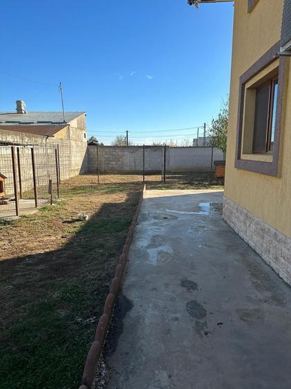 Casă cu 4 camere cu Teren 377 Mp în Central