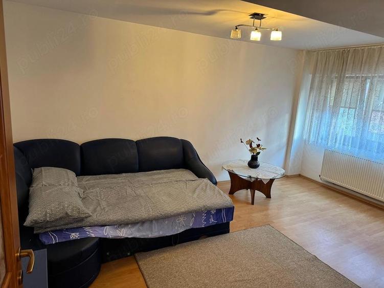 Apartament cu 2 camere decomandat în Vitrometan