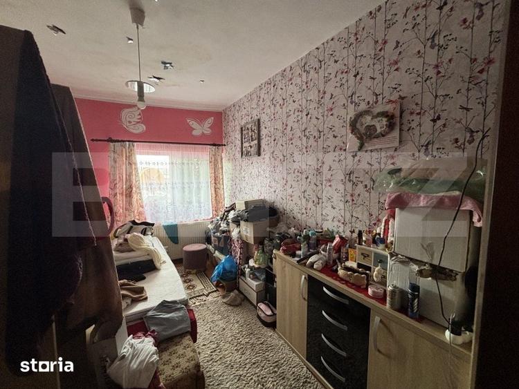 Casă cu 3 camere cu Teren 1100 Mp în Var