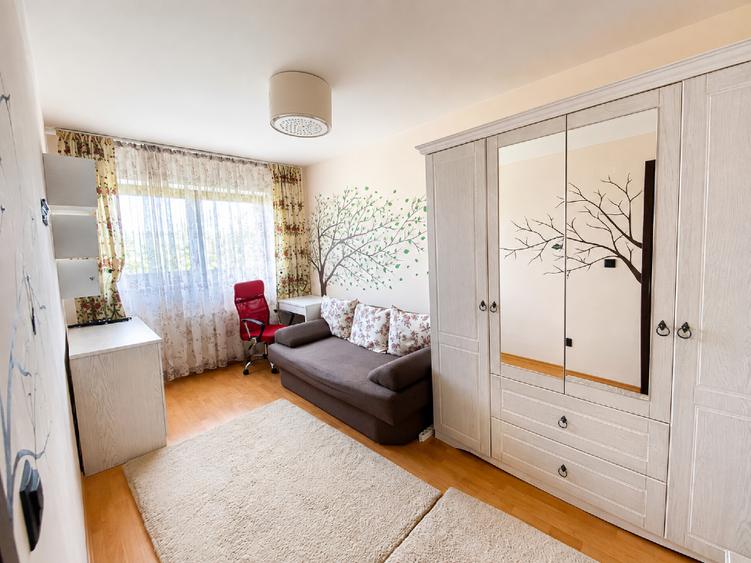 Apartament cu 2 camere decomandat în Zorilor