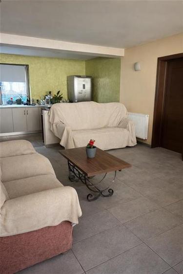 Casă individuală cu 5 camere cu Teren 660 Mp în Sângeorgiu de Mureș