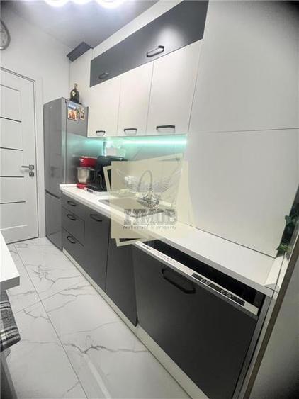 Apartament cu 2 camere semidecomandat, mobilat în Hipodrom 1