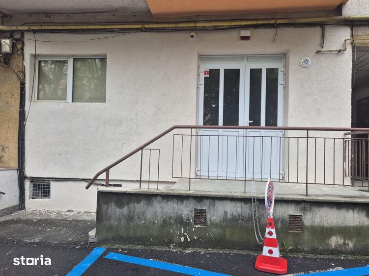 Spațiu comercial, de 20 mp, în Gemenii