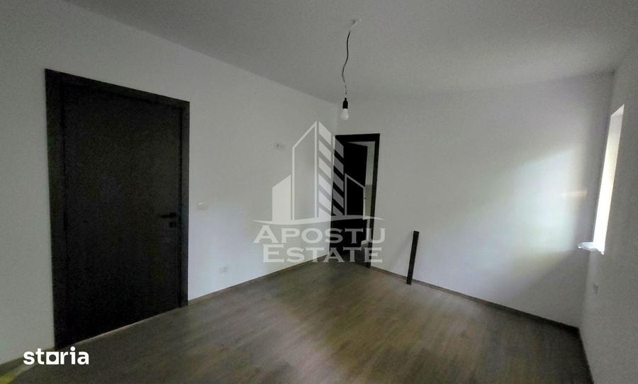 Casă cu 3 camere cu Teren 500 Mp în Central