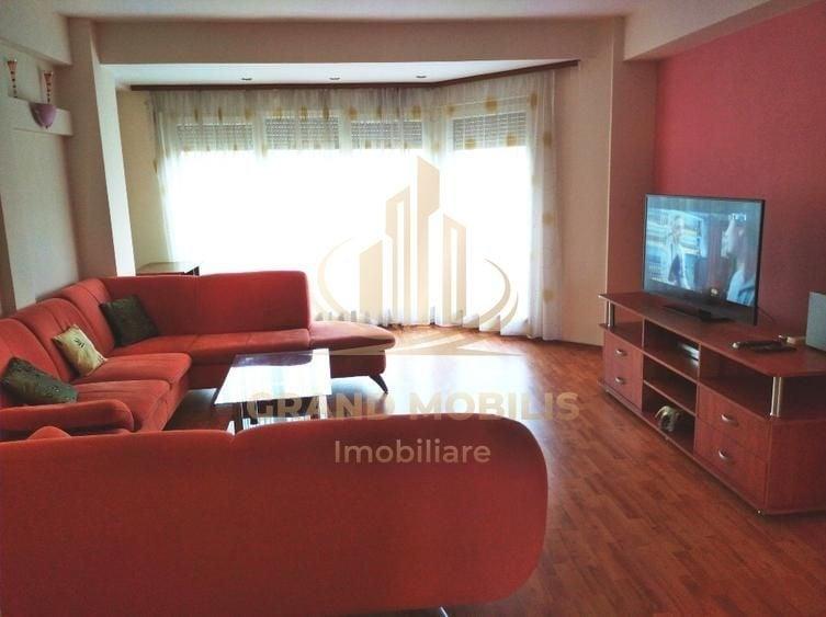 Apartament cu 3 camere decomandat, mobilat în Torontalului