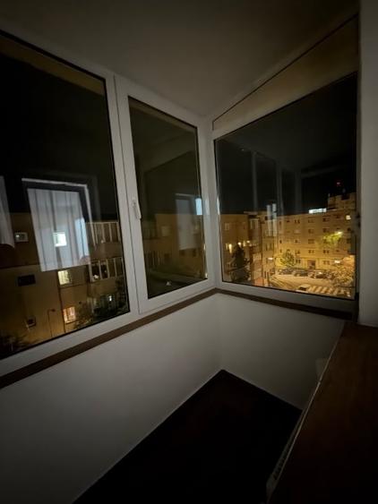 Apartament cu 2 camere semidecomandat, mobilat în Central