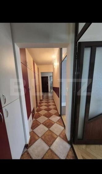 Apartament cu 3 camere decomandat, mobilat în Cug