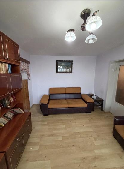 Inchiriez apartament 2 camere et 1 decebal 52mp - 1