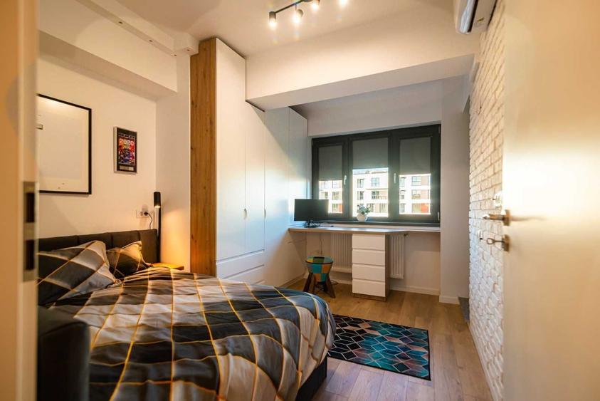 Apartament cu 2 camere semidecomandat în Splaiul Independenței