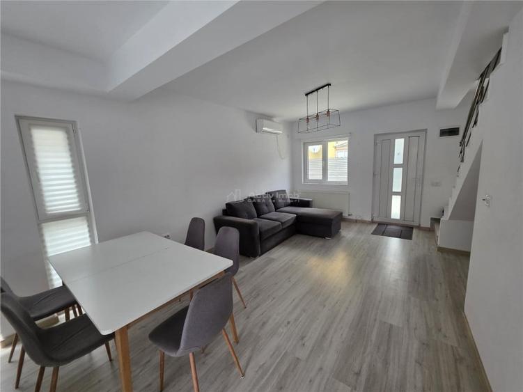 Casă cu 3 camere cu Teren 115 Mp în Tunari