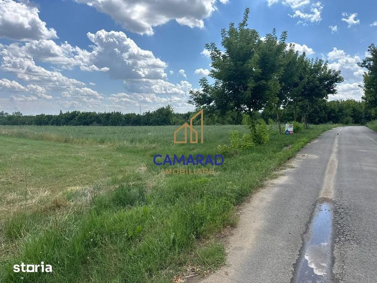Teren de 4694 mp, în Central
