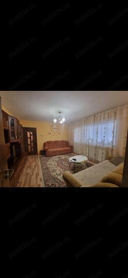 Apartament cu 2 camere semidecomandat în Nădrag