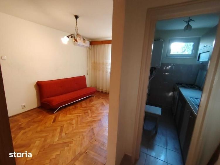 Apartament cu 2 camere,zona centrala, cu loc parcare - 6