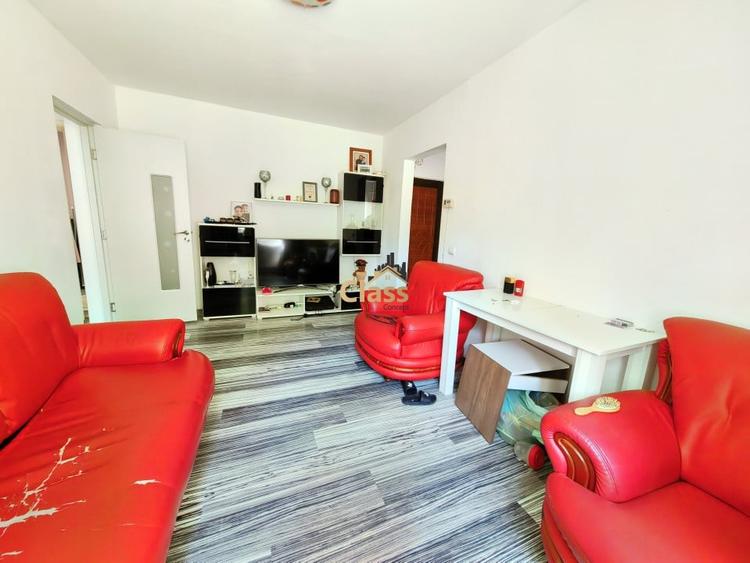 Apartament cu 3 camere semidecomandat, mobilat în Mănăștur — fotografia 3