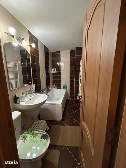 Apartament cu 2 camere decomandat în Colentina