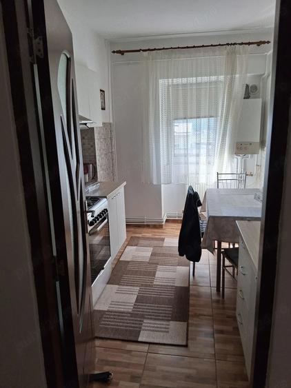 Apartament cu 2 camere decomandat în Dacia