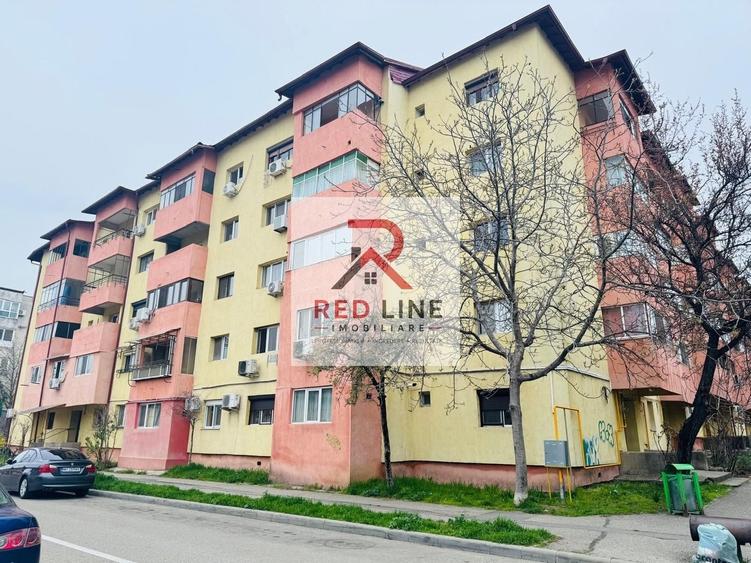 Apartament cu 3 camere decomandat în Aluniș