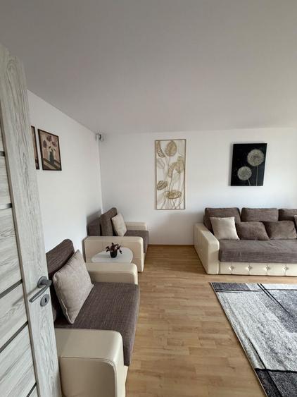 Apartament cu 2 camere decomandat în Schela Cladovei