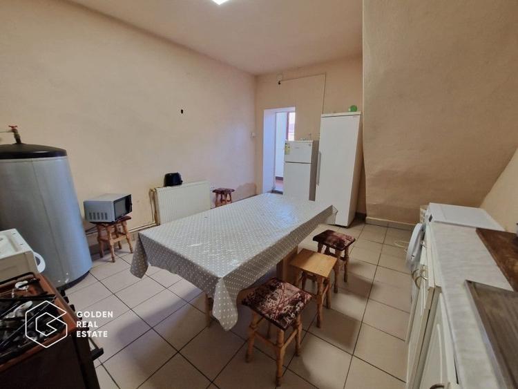 Casă individuală cu 4 camere cu Canalizare în Micălaca