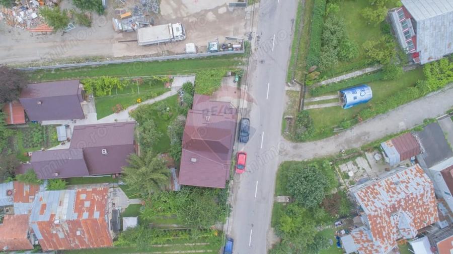 Casă cu Teren 168 Mp în Central
