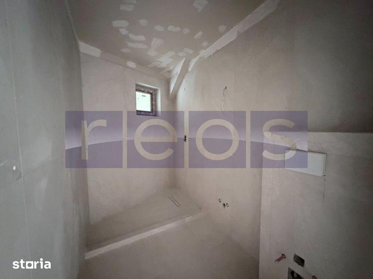 Apartament cu 4 camere în Dămăroaia