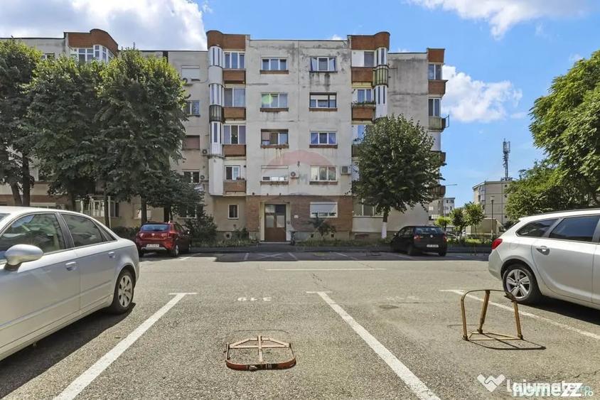 Apartament cu 2 camere decomandat în Alfa