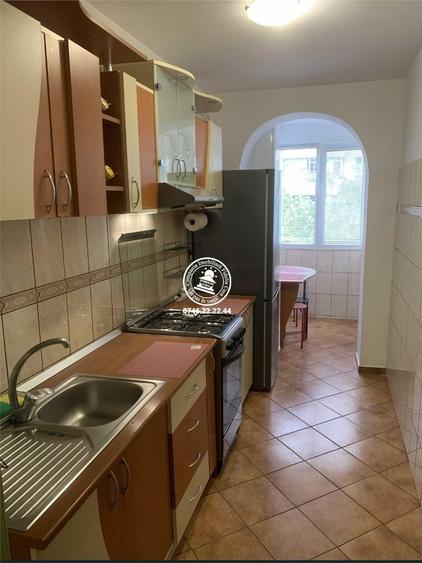 Apartament cu 2 camere decomandat, mobilat în Podu Roș