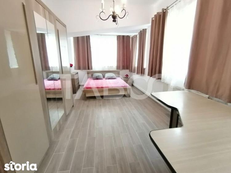 Apartament cu 3 camere semidecomandat, mobilat în Ștrand