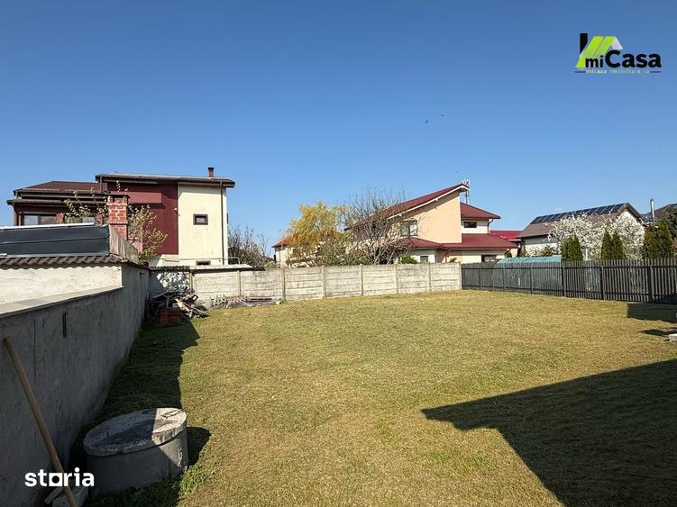 Casă cu 3 camere cu Canalizare în Central
