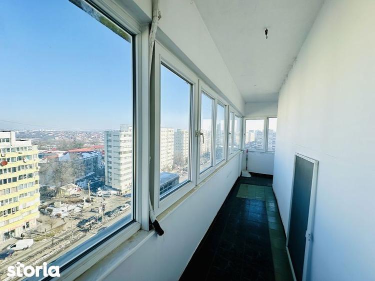 Apartament cu 4 camere semidecomandat, mobilat în Pantelimon
