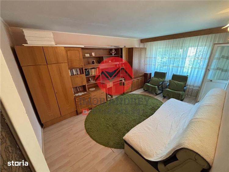 Apartament cu 2 camere decomandat în E3