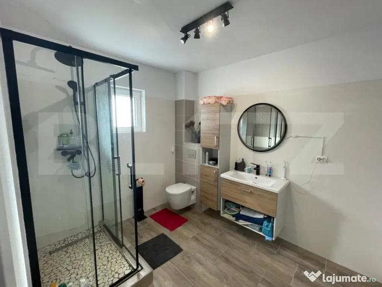 Casă cu 4 camere cu Teren 763 Mp în Someșeni