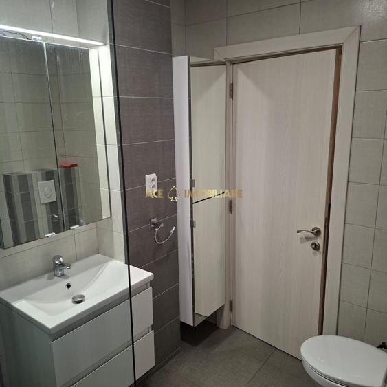 Apartament cu 2 camere decomandat, mobilat în Titan