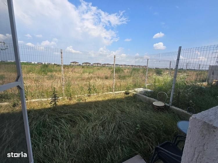 Casă cu 3 camere în Dobroești