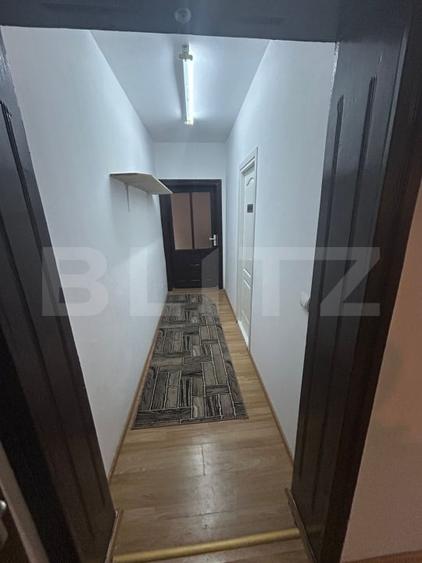 Casă individuală cu 6 camere cu Canalizare în Complex Studențesc