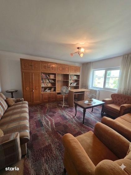 Apartament cu 3 camere decomandat în Militari