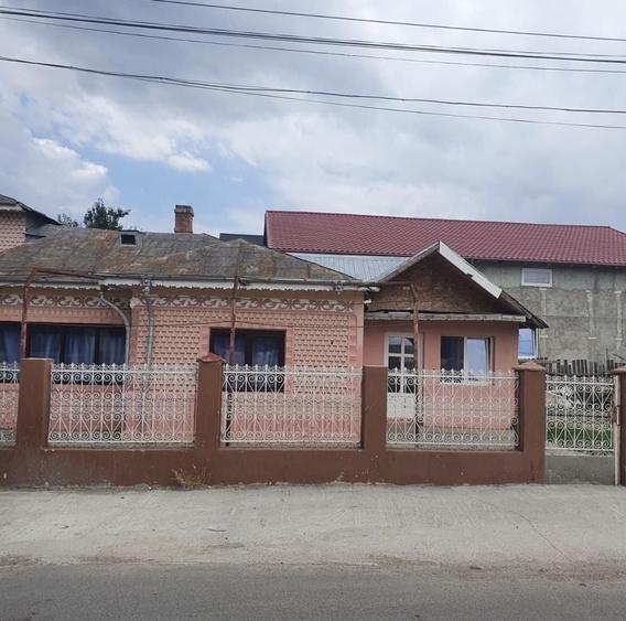 Casă cu 3 camere în Râmnicelu